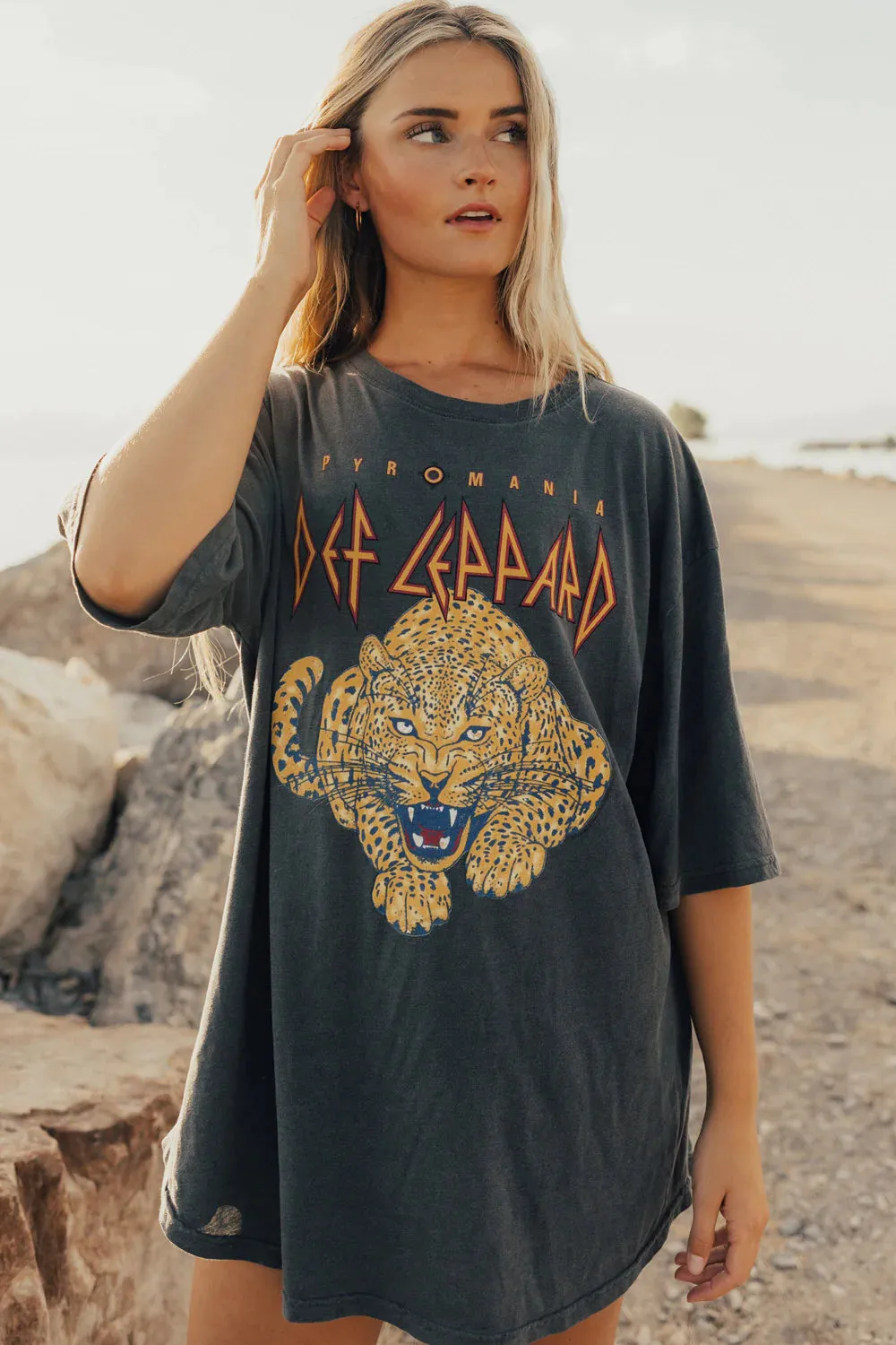 Def Leppard Boyfriend Tee